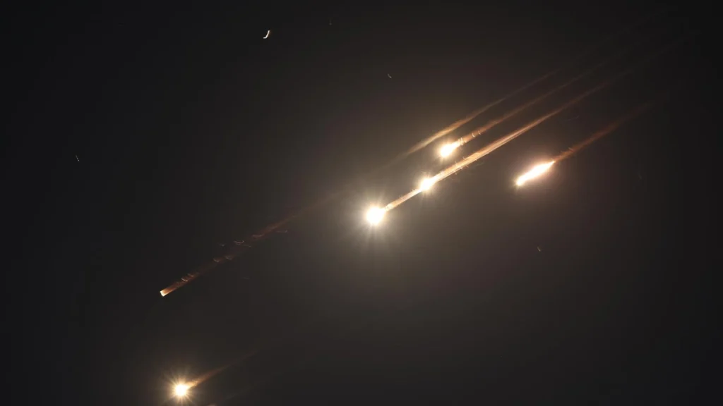 ira bombardeia israel